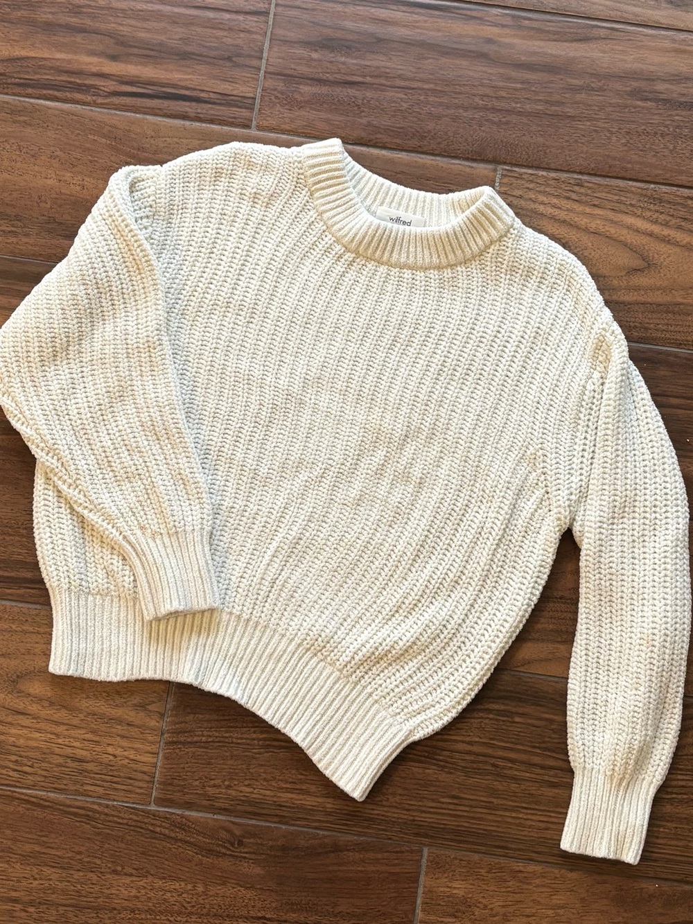 aritzia sweater